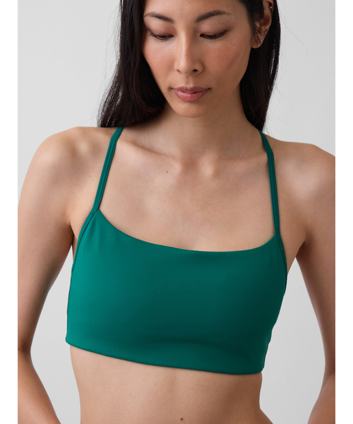 GAP(ギャップ)の「GapFit スムース レーサーバック スポーツブラ(スポーツブラ・レディース・ブルー/グリーン/レッド・S/XS/M/L)」の1枚目の写真