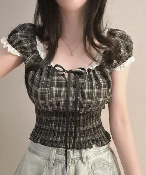 SHEPP(シープ)の「チェック柄シャーリングフリルブラウス(シャツ/ブラウス・レディース・ブラック/ピンク・S/M)」の1枚目の写真