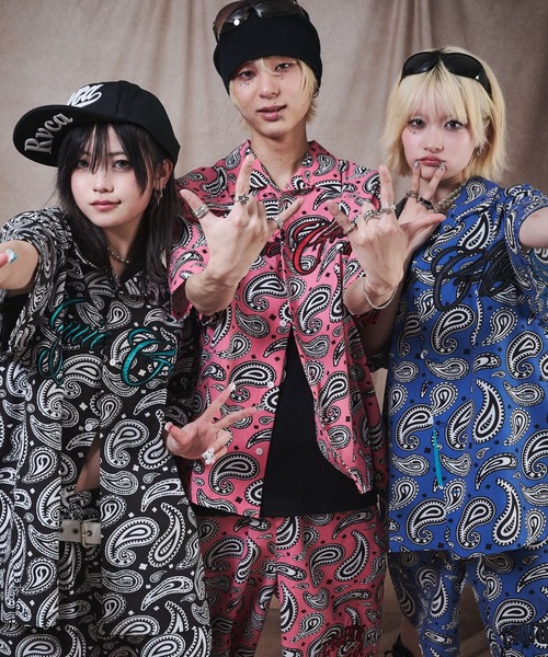 GALFY(ガルフィー)の「GALFY(ガルフィー)俺らホ~ミ~SET UP/ペイズリー柄 オープンカラーシャツ&ハーフパンツ セットアップ/開襟シャツ/ビッグシルエット(セットアップ・メンズ・ピンク/ブラック/ブルー・L/LL)」の4枚目の写真