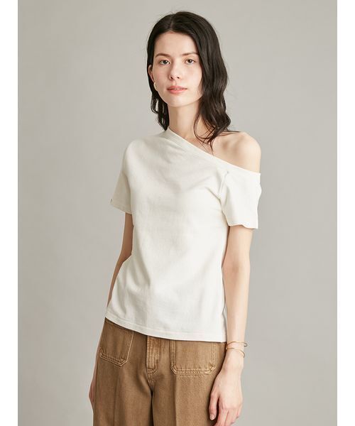Mila Owen(ミラオーウェン)の「アシンメトリーネックTシャツ(Tシャツ/カットソー・レディース・ブラック/ブルー/グレー/その他/ホワイト・F)」の12枚目の写真