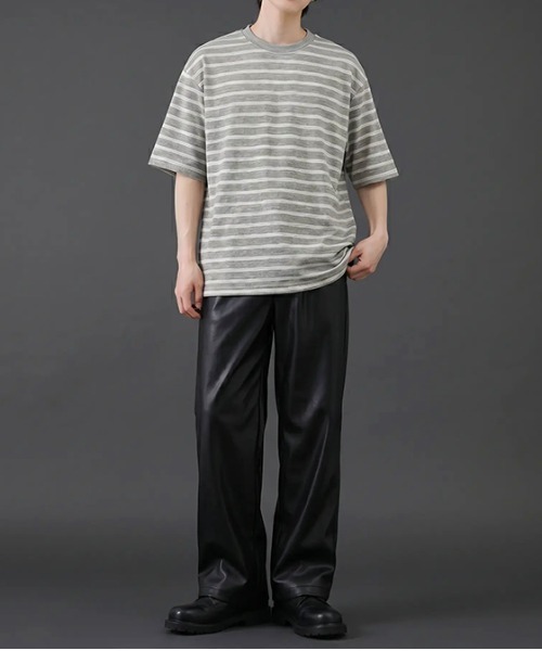 revertical（リバーティカル）の「フェードボーダー クルーネックTシャツ／グラデーション 半袖カットソー（Tシャツ/カットソー・メンズ・ベージュ/ブラック・MEDIUM/LARGE）」の8枚目の写真