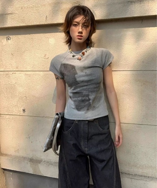 Ritzy(リッツィー)の「フォトプリントコンパクトTシャツ(Tシャツ/カットソー・レディース・ホワイト/グレー・L/M/S/XL)」の13枚目の写真