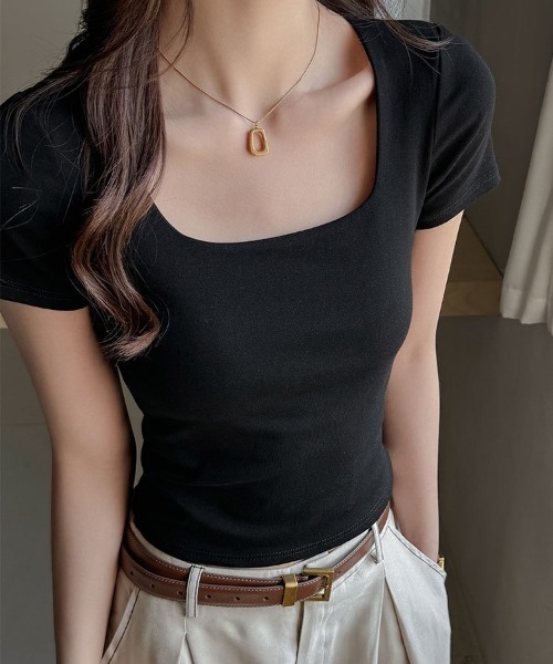 yuue' ( wear )(ユーイ)の「スクエアネック半袖Tシャツ(Tシャツ/カットソー・レディース・ブラック/ダークブラウン/ホワイト・FREE)」の11枚目の写真