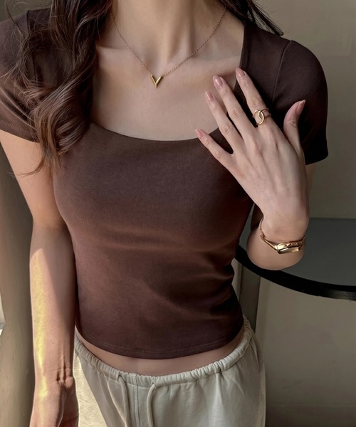 yuue' ( wear )(ユーイ)の「スクエアネック半袖Tシャツ(Tシャツ/カットソー・レディース・ブラック/ダークブラウン/ホワイト・FREE)」の17枚目の写真