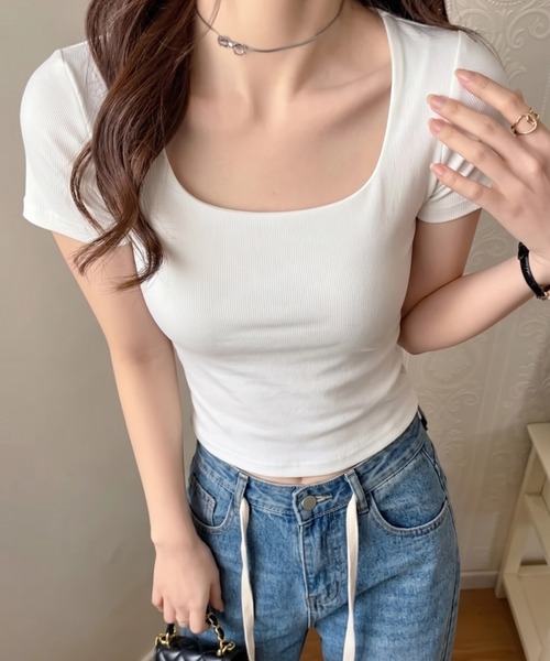 yuue' ( wear )(ユーイ)の「スクエアネック半袖Tシャツ(Tシャツ/カットソー・レディース・ブラック/ダークブラウン/ホワイト・FREE)」の9枚目の写真