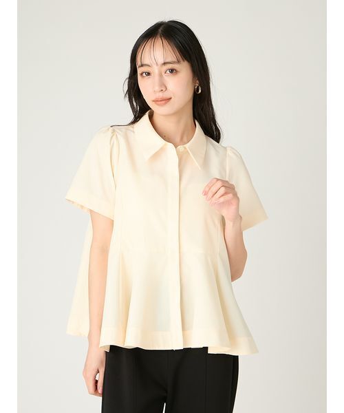 FRAY I.D（フレイアイディー）の「【LUMISHADE】ペプラムシャツ／ウォッシャブル・UVカット・防シワ・接触冷感（シャツ/ブラウス・レディース・イエロー/ネイビー/ホワイト・F）」の4枚目の写真