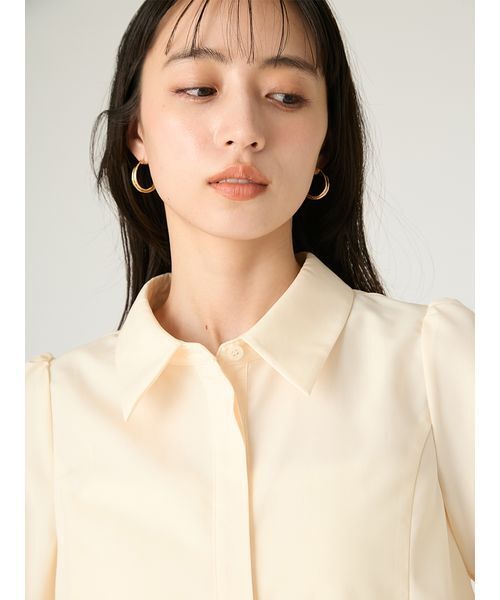 FRAY I.D（フレイアイディー）の「【LUMISHADE】ペプラムシャツ／ウォッシャブル・UVカット・防シワ・接触冷感（シャツ/ブラウス・レディース・イエロー/ネイビー/ホワイト・F）」の7枚目の写真