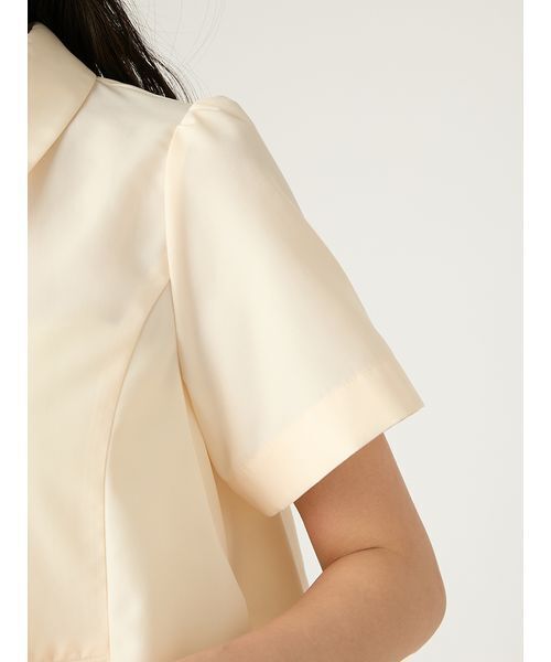 FRAY I.D（フレイアイディー）の「【LUMISHADE】ペプラムシャツ／ウォッシャブル・UVカット・防シワ・接触冷感（シャツ/ブラウス・レディース・イエロー/ネイビー/ホワイト・F）」の8枚目の写真