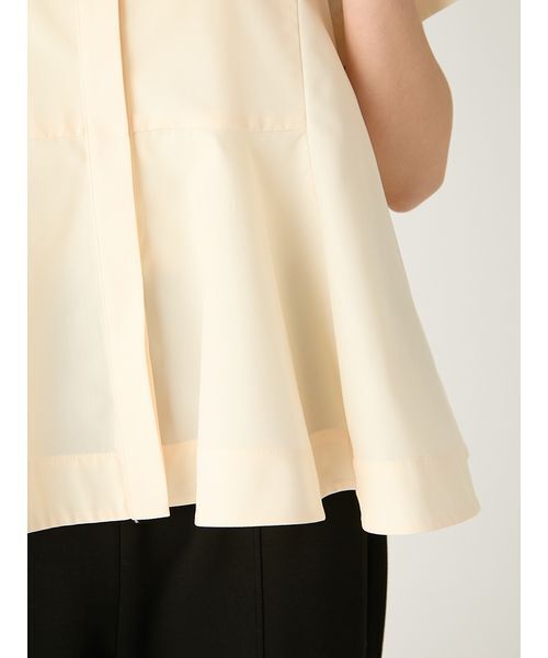 FRAY I.D（フレイアイディー）の「【LUMISHADE】ペプラムシャツ／ウォッシャブル・UVカット・防シワ・接触冷感（シャツ/ブラウス・レディース・イエロー/ネイビー/ホワイト・F）」の10枚目の写真