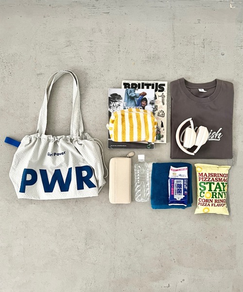 wears(ウェアーズ)の「【A4収納可】ビッグロゴナイロントートバッグ ドローストリングバッグ(トートバッグ・レディース・イエロー/ブルー/グリーン/グレー・FREE)」の7枚目の写真