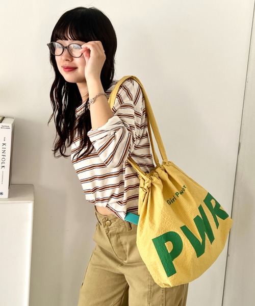 wears(ウェアーズ)の「【A4収納可】ビッグロゴナイロントートバッグ ドローストリングバッグ(トートバッグ・レディース・イエロー/ブルー/グリーン/グレー・FREE)」の22枚目の写真