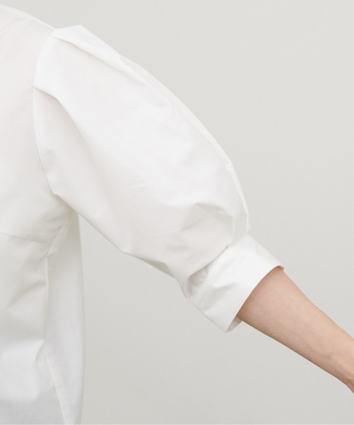 LARUTA（ラルータ）の「【LARUTA】［Web限定］ボリュームスリーブクロップドブラウス（シャツ/ブラウス・レディース・ピンク/ブラック/オフホワイト/ブルー・FREE）」の7枚目の写真