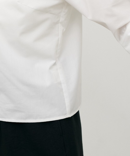 LARUTA（ラルータ）の「【LARUTA】［Web限定］ボリュームスリーブクロップドブラウス（シャツ/ブラウス・レディース・ピンク/ブラック/オフホワイト/ブルー・FREE）」の9枚目の写真
