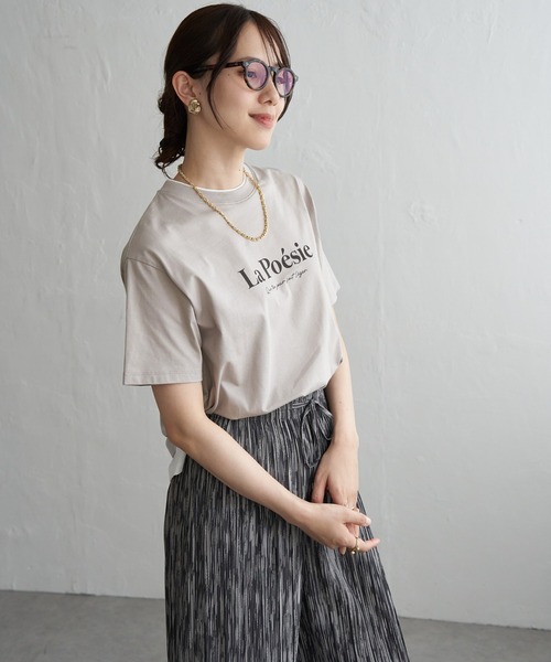 ikka(イッカ)の「【接触冷感】裾レイヤードプリントTシャツ(Tシャツ/カットソー・レディース・ベージュ/ネイビー/チャコール/グレイッシュベージュ/サックスブルー/グリーン・M/L/S)」の15枚目の写真