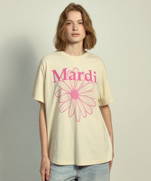 Mardi Mercredi（マルディメクルディ）の「TSHIRT FLOWERMARDI / Tシャツ フラワーマルディ（Tシャツ/カットソー・レディース・ベージュ系/ベージュ系その他3/クリーム/パープル/ラベンダー/ピンク/ベージュ系その他4/ベージュ系その他2/ブルー/マジェンタ・FREE）」の3枚目の写真
