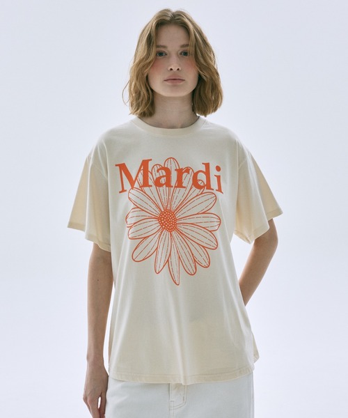 Mardi Mercredi（マルディメクルディ）の「TSHIRT FLOWERMARDI / Tシャツ フラワーマルディ（Tシャツ/カットソー・レディース・ベージュ系/ベージュ系その他3/クリーム/パープル/ラベンダー/ピンク/ベージュ系その他4/ベージュ系その他2/ブルー/マジェンタ・FREE）」の4枚目の写真