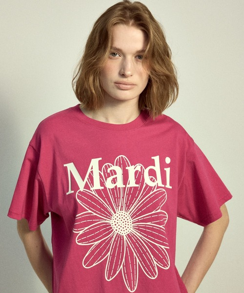 Mardi Mercredi（マルディメクルディ）の「TSHIRT FLOWERMARDI / Tシャツ フラワーマルディ（Tシャツ/カットソー・レディース・ベージュ系/ベージュ系その他3/クリーム/パープル/ラベンダー/ピンク/ベージュ系その他4/ベージュ系その他2/ブルー/マジェンタ・FREE）」の21枚目の写真