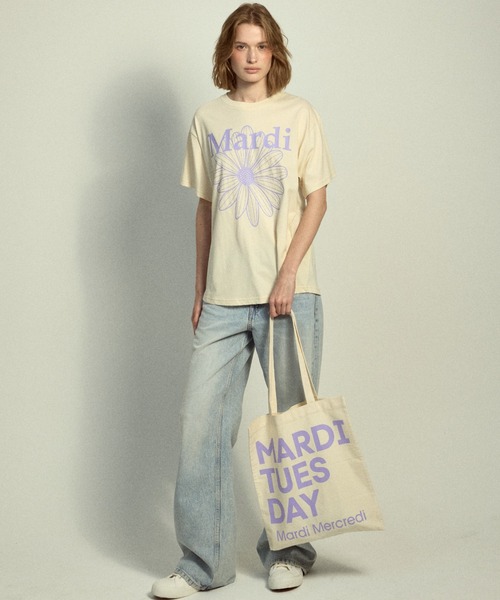 Mardi Mercredi（マルディメクルディ）の「TSHIRT FLOWERMARDI / Tシャツ フラワーマルディ（Tシャツ/カットソー・レディース・ベージュ系/ベージュ系その他3/クリーム/パープル/ラベンダー/ピンク/ベージュ系その他4/ベージュ系その他2/ブルー/マジェンタ・FREE）」の11枚目の写真