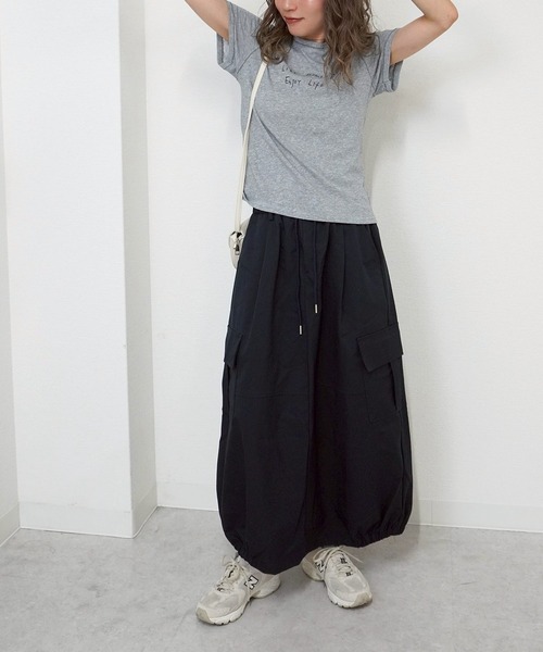 gossara(ゴサラ)の「【さりげない存在感】シアー手書きロゴT(Tシャツ/カットソー・レディース・ホワイト/グレー・FREE)」の13枚目の写真