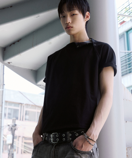 P.IN.O(ピインオ)の「コットンスナップショートスリーブ - ブラック(Tシャツ/カットソー・メンズ・その他・MEDIUM/LARGE)」の3枚目の写真