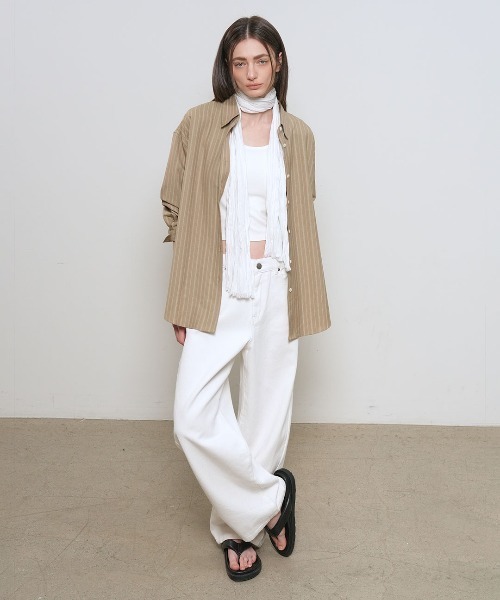 GENERAL IDEA(ジェネラルアイデア)の「【GENERAL IDEA】ルーズフィットボタンラップストライプシャツ / LOOSE FIT BUTTON WRAP STRIPED SHIRT(シャツ/ブラウス・レディース・ベージュ/ホワイト・L/M/S)」の3枚目の写真