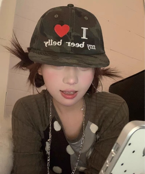 LA VORAGINE（ラ ヴォラジネ）の「Love logo embroidery cap（キャップ・レディース・BROWN/KHAKI・FREE）」の11枚目の写真