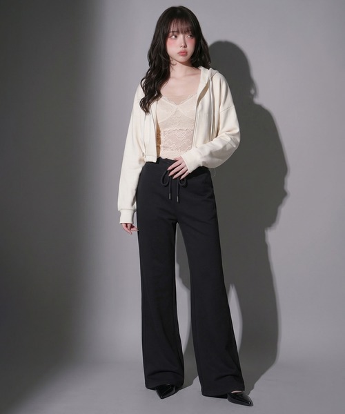 Diable baiser(ディアブルベーゼ)の「ウエストリブゴムスウェットフレアパンツ(スウェットパンツ・レディース・ブラック・3L/LL/LARGE/MEDIUM)」の14枚目の写真