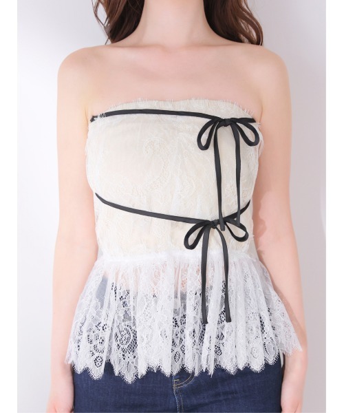 M me eme(エムミーエメ)の「Lace hem front heart bare tops(チューブトップ・レディース・ブラック/アイボリー・FREE)」の11枚目の写真