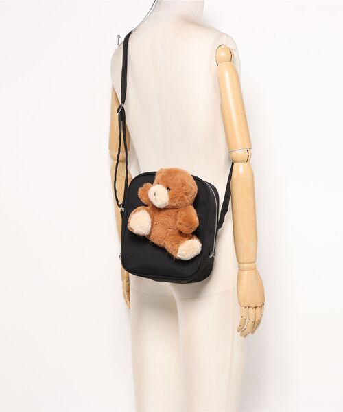 Little sunny bite(リトルサニーバイト)の「littlesunnybite/リトルサニーバイト/bear shoulder bag(ショルダーバッグ・レディース・ブラック/ピンク・F)」の3枚目の写真
