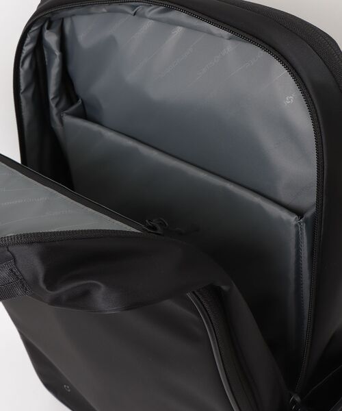 Samsonite(サムソナイト)の「サムソナイト FLYZ-LITE 2 バックパックL エキスパンダブル ブラック(バックパック/リュック・キッズ・ブラック・ONE SIZE)」の10枚目の写真