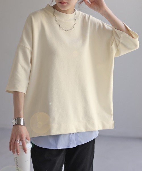 HUG.U(ハグユー)の「UVカット × 接触冷感 モックネックTシャツ(Tシャツ/カットソー・レディース・アイボリー/ブルー/ライム/ブラック・FREE)」の1枚目の写真