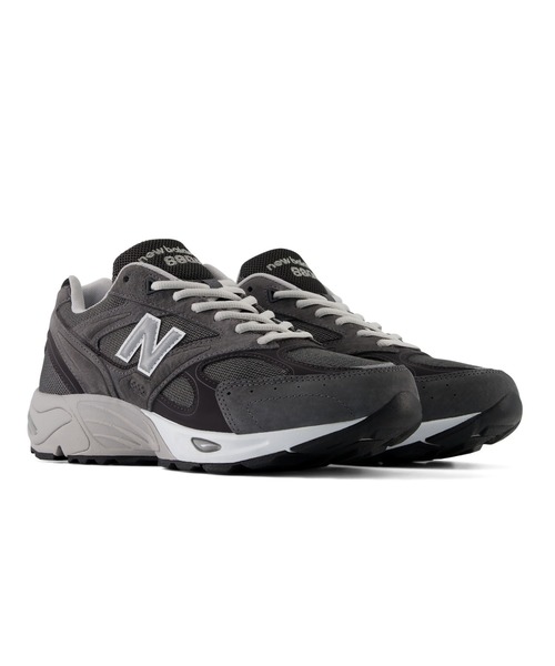 NEW BALANCE(ニューバランス)の「880R(スニーカー・メンズ・グレー/ブラック/ライトグレー・22.0cm/22.5cm/23.0cm/23.5cm/27.0cm/27.5cm/28.0cm/28.5cm/29.0cm/30.0cm/24.0cm/24.5cm/25.0cm/25.5cm/26.0cm/26.5cm)」の6枚目の写真