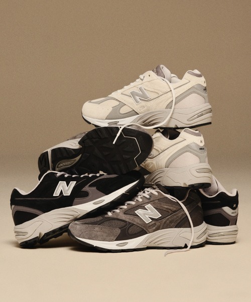 NEW BALANCE(ニューバランス)の「880R(スニーカー・メンズ・グレー/ブラック/ライトグレー・22.0cm/22.5cm/23.0cm/23.5cm/27.0cm/27.5cm/28.0cm/28.5cm/29.0cm/30.0cm/24.0cm/24.5cm/25.0cm/25.5cm/26.0cm/26.5cm)」の4枚目の写真