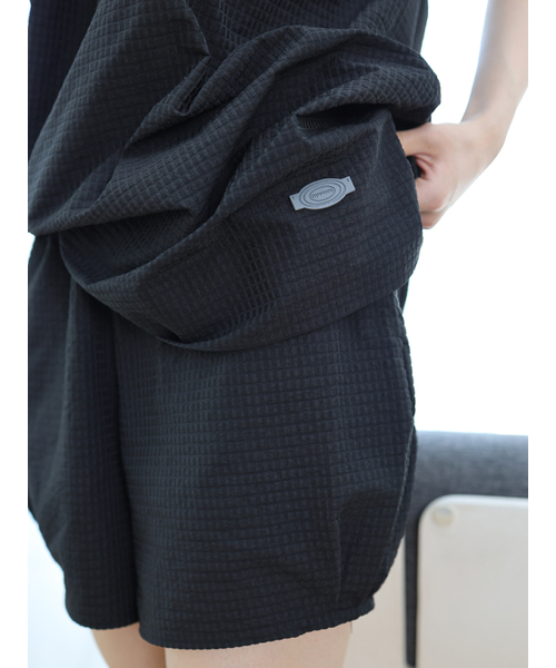 MUWM(ムウム)の「プリッツショーツ Puritsu Shorts (2カラー)(その他パンツ・レディース・ホワイト/ブラック・OS)」の3枚目の写真