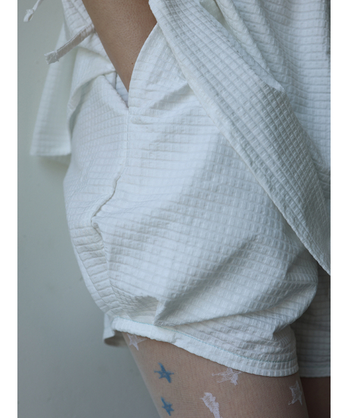 MUWM(ムウム)の「プリッツショーツ Puritsu Shorts (2カラー)(その他パンツ・レディース・ホワイト/ブラック・OS)」の11枚目の写真
