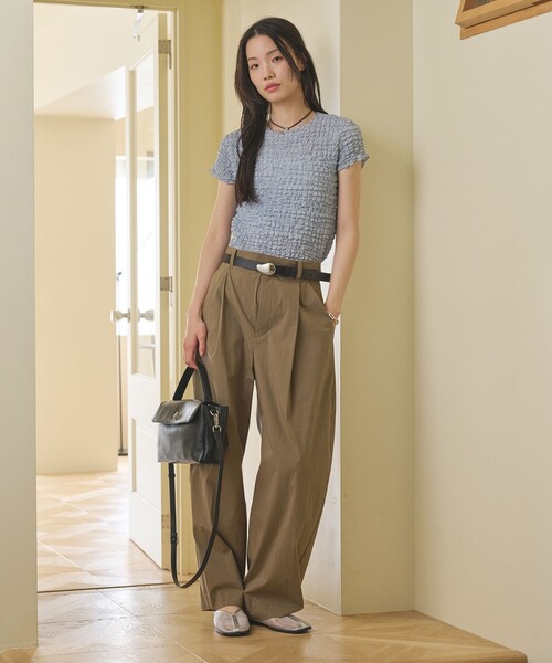 BEAUTY&YOUTH UNITED ARROWS(ビューティーアンドユースユナイテッドアローズ)の「【WEB限定】シュリンクレース プルオーバー(Tシャツ/カットソー・レディース・オフホワイト/ブラック/ライトブルー・FREE)」の13枚目の写真