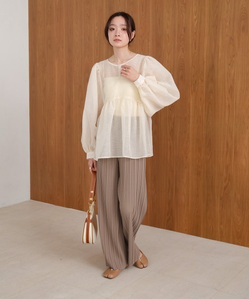 Bab(バブ)の「前後2WAY袖ボリュームリボンブラウス(Tシャツ/カットソー・レディース・アイボリー/ライトブルー/ブラック・MEDIUM)」の13枚目の写真