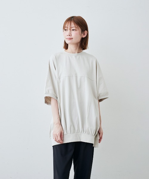 IEDIT(イディット)の「IEDIT 接触冷感・吸汗速乾・抗菌防臭! Ohcool(R)2plus素材のドルマンプルオーバー(Tシャツ/カットソー・レディース・ネイビー/ブラウン/グレイッシュベージュ・LL/3L/L/M)」の3枚目の写真