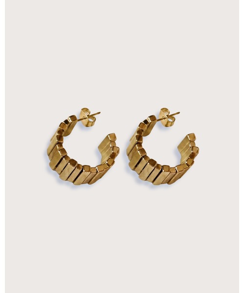 kiehtova(キエトヴァ)の「【kiehtova】MODERN BOLD HOOP PIERCE/モダン ボールド フープ ピアス(ピアス(両耳用)・レディース・ゴールド/シルバー・FREE)」の10枚目の写真