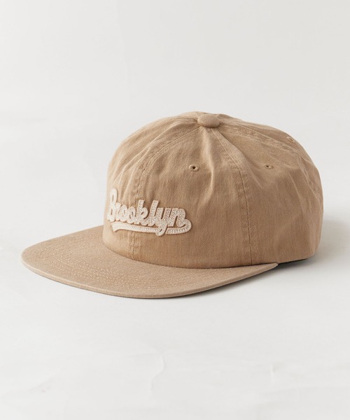 Chick(チック)の「Patch-Style Front Logo Baseball Cap / ワッペン風 フロントロゴ ベースボールキャップ フラットバイザー カジュアル ストリート レディース メンズ 2026年 夏 夏服(キャップ・レディース・ブラック/ベージュ/グリーン/ブルー/レッド・FREE)」の3枚目の写真