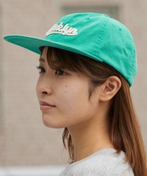 Chick（チック）の「Patch-Style Front Logo Baseball Cap / ワッペン風 フロントロゴ ベースボールキャップ フラットバイザー カジュアル ストリート レディース メンズ 2026年 夏 夏服（キャップ）」