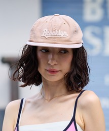 Chick（チック）の「Patch-Style Front Logo Baseball Cap / ワッペン風 フロントロゴ ベースボールキャップ フラットバイザー カジュアル ストリート レディース メンズ 秋 秋服 2026年秋冬（キャップ）」