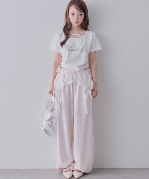 OLIVE des OLIVE（オリーブデオリーブ）の「きらきらロゴドロストTシャツ（Tシャツ/カットソー・レディース・ブラック/サックスブルー/オフホワイト/ピンク/ホワイト・FREE）」の9枚目の写真