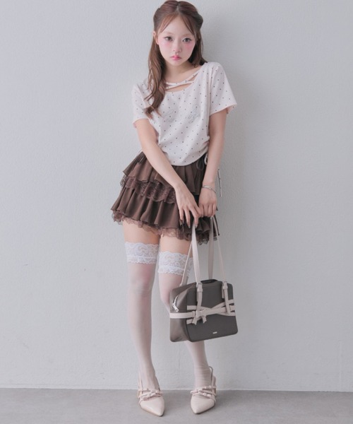 OLIVE des OLIVE（オリーブデオリーブ）の「きらきらロゴドロストTシャツ（Tシャツ/カットソー・レディース・ブラック/サックスブルー/オフホワイト/ピンク/ホワイト・FREE）」の21枚目の写真