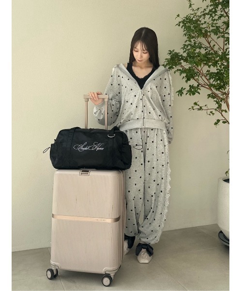 SNIDEL HOME(スナイデルホーム)の「【WEB限定カラーあり】ビジューロゴキャリーオンバッグ(トートバッグ・レディース・ピンクベージュ/ライトブルー/アイボリー/ブラック・F)」の15枚目の写真