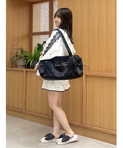 SNIDEL HOME(スナイデルホーム)の「【WEB限定カラーあり】ビジューロゴキャリーオンバッグ(トートバッグ・レディース・ピンクベージュ/ライトブルー/アイボリー/ブラック・F)」の20枚目の写真