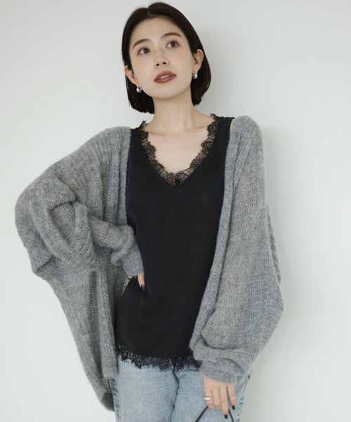 anuans(アニュアンス)の「レーストリムカップイントップス(Tシャツ/カットソー・レディース・ブラック/ベージュ/グレー系その他・MEDIUM/SMALL)」の2枚目の写真