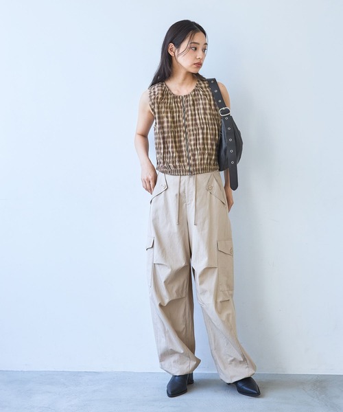 JEANASIS(ジーナシス)の「ランダムシャーリングZIP NS/1051991(ベスト・レディース・ホワイト系その他/ブラウン系その他/ブラック系その他・FREE)」の6枚目の写真