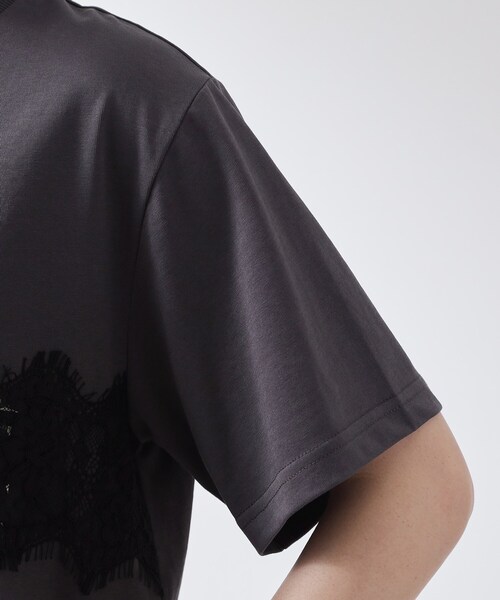 THE SHOP TK （ザ ショップ ティーケー ）の「【ひんやり/吸水速乾】ロゴレースカバーリングTシャツ（Tシャツ/カットソー・レディース・オフホワイト/スミクロ・13/12）」の9枚目の写真