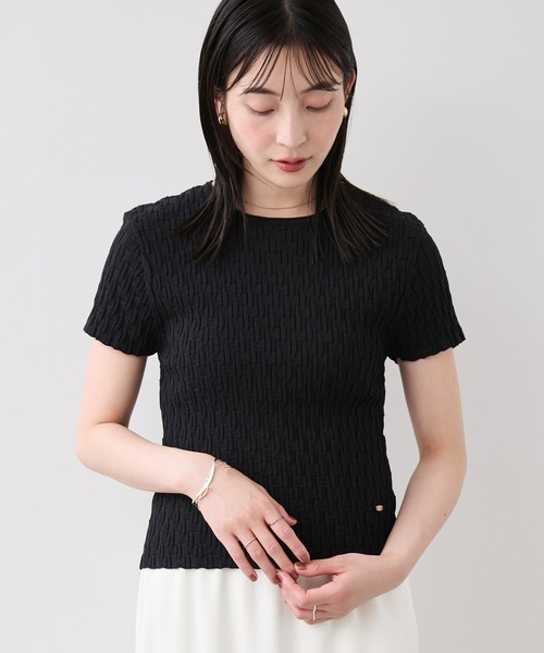VIS(ビス)の「変形ケーブル半袖ニットトップス(ニット/セーター・レディース・オフホワイト/レッド/ブラック・FREE)」の4枚目の写真